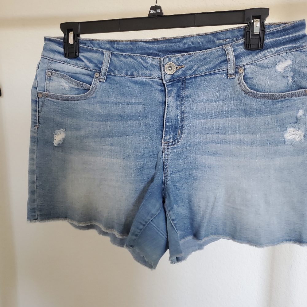 Ladies Size 12 denim shorts.